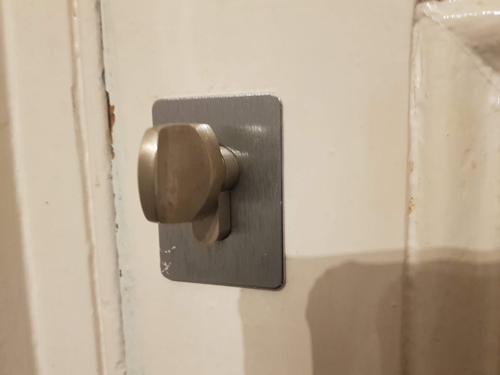 thumb turn lock