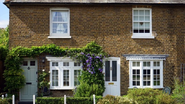 houses with pvc windows