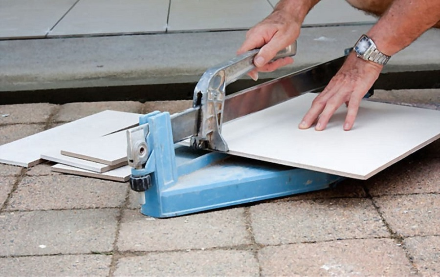 professional tiling tools